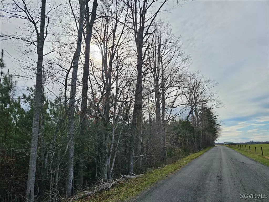 Louisa, VA 23093,0 Roundabout RD