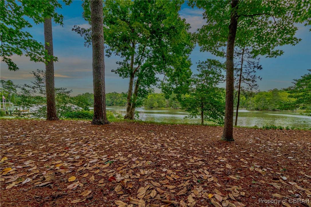 Gloucester, VA 23061,7897 Paynes Landing Road