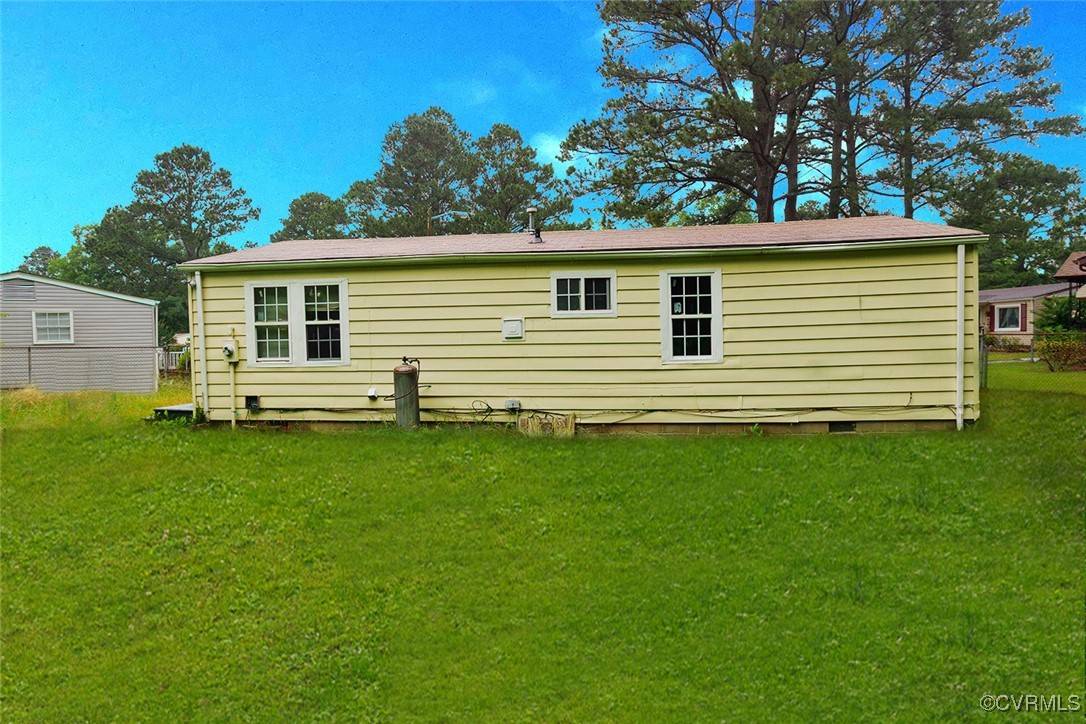 Suffolk, VA 23434,711 Bond LN