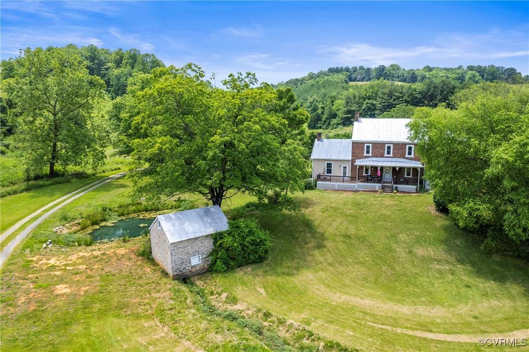 504 Springbranch RD, Lexington, VA 24450