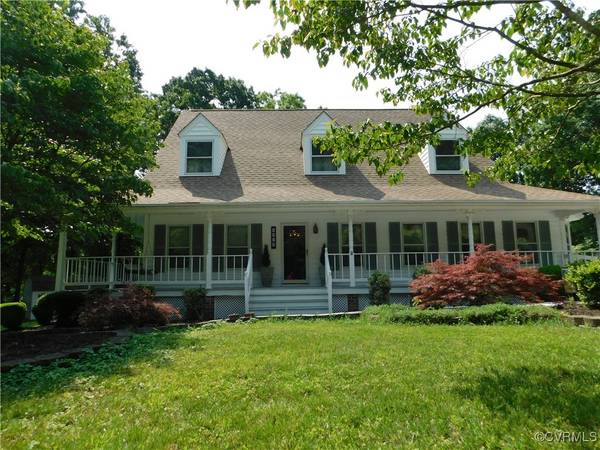 8415 Town Hall CT, Sandston, VA 23231