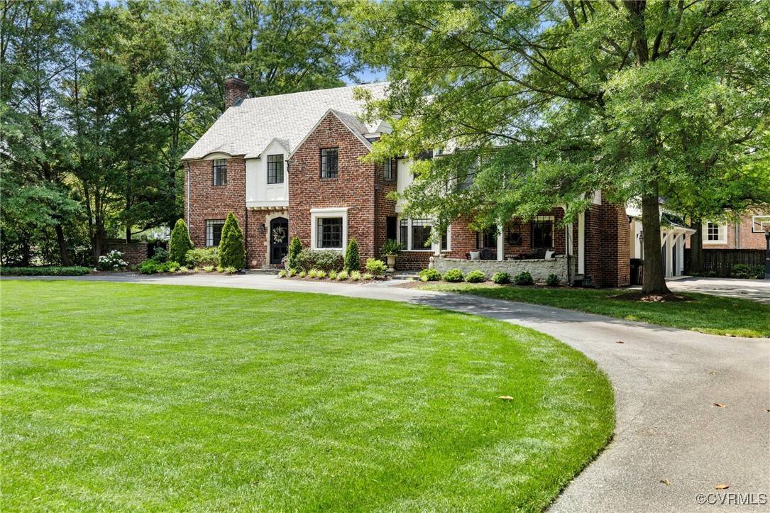 Richmond, VA 23226,302 Greenway LN