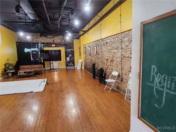 Richmond, VA 23220,318 W Broad ST