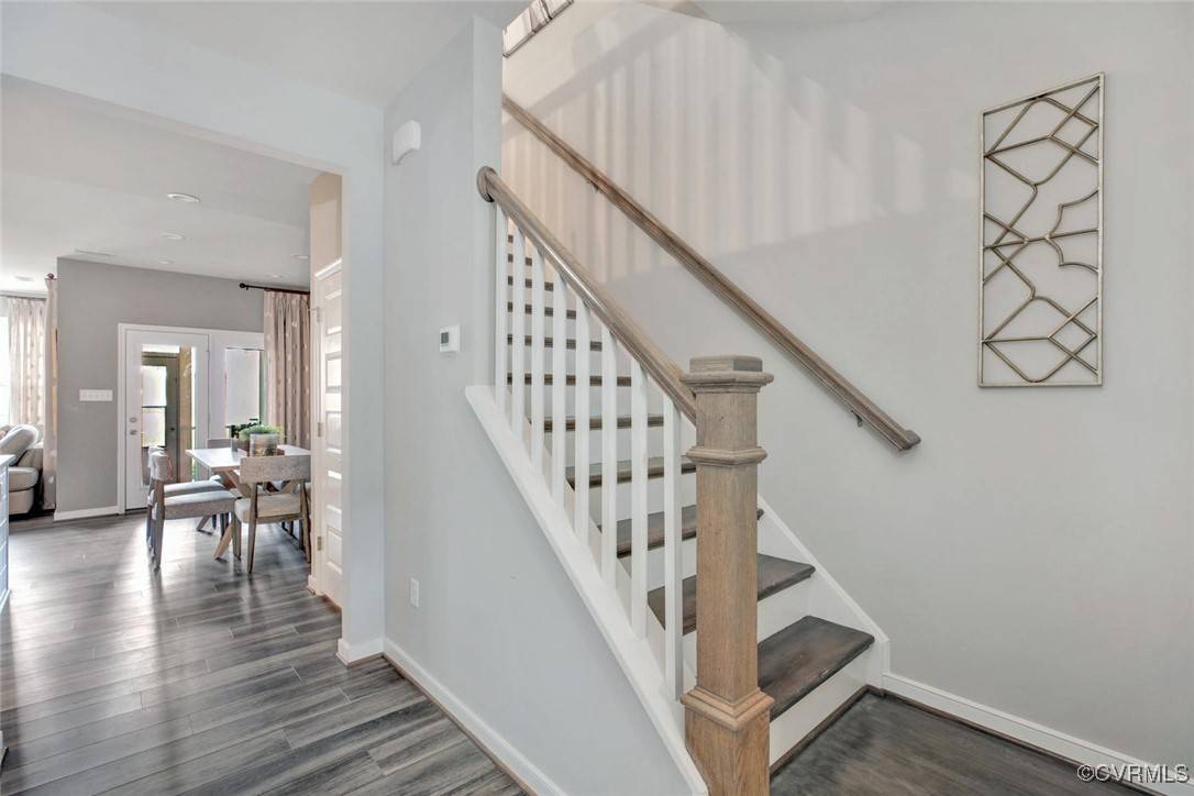 Moseley, VA 23120,18763 Palisades RDG