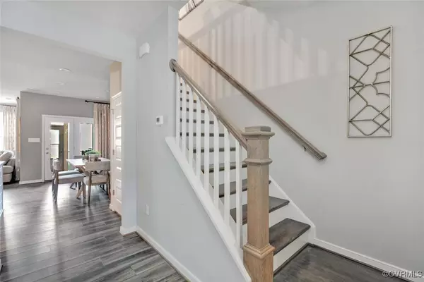 Moseley, VA 23120,18755 Palisades RDG