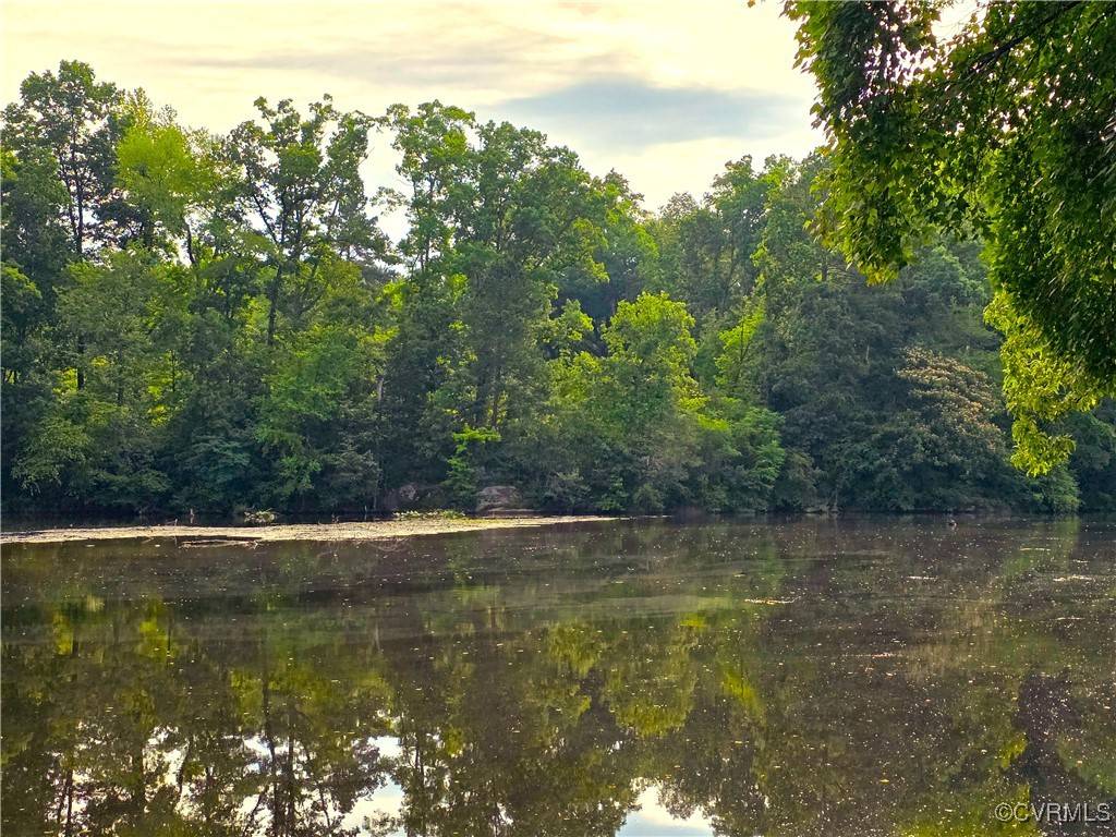 South Chesterfield, VA 23834,200 Swift Creek LN