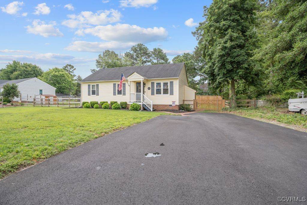 Chester, VA 23831,3631 Mineola DR