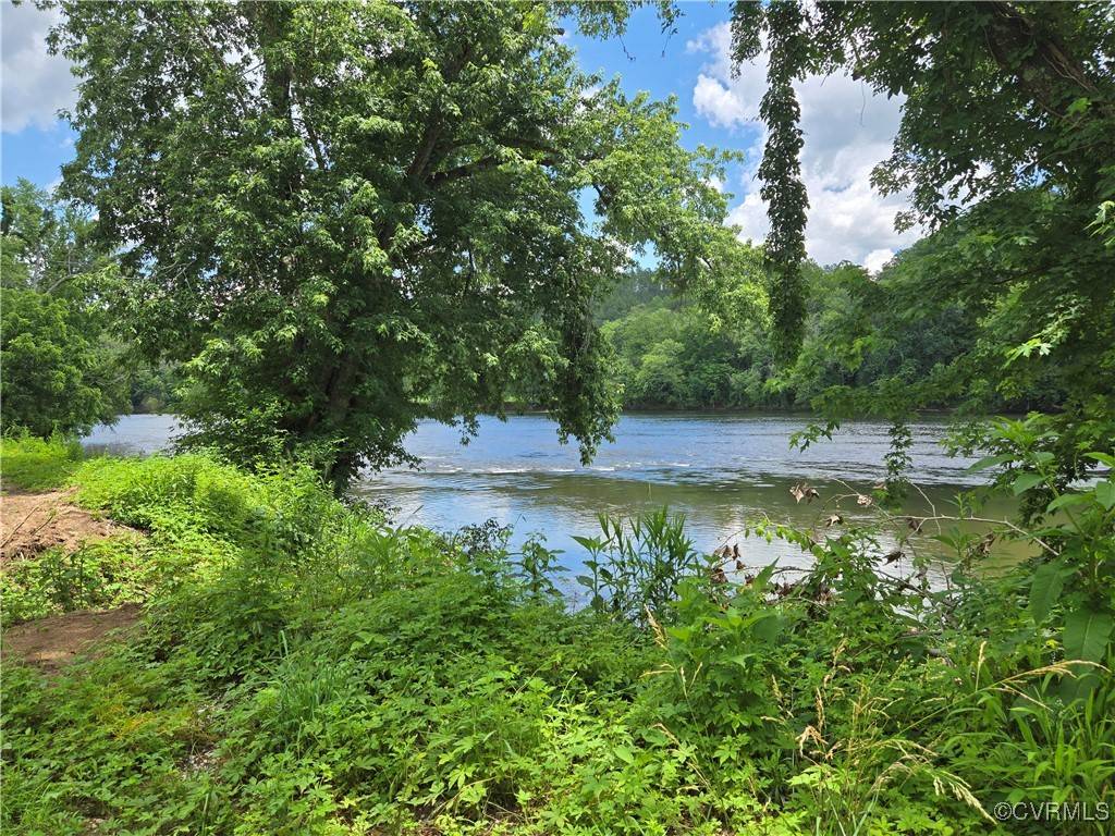 Wingina, VA 24599,0000 James River Rd
