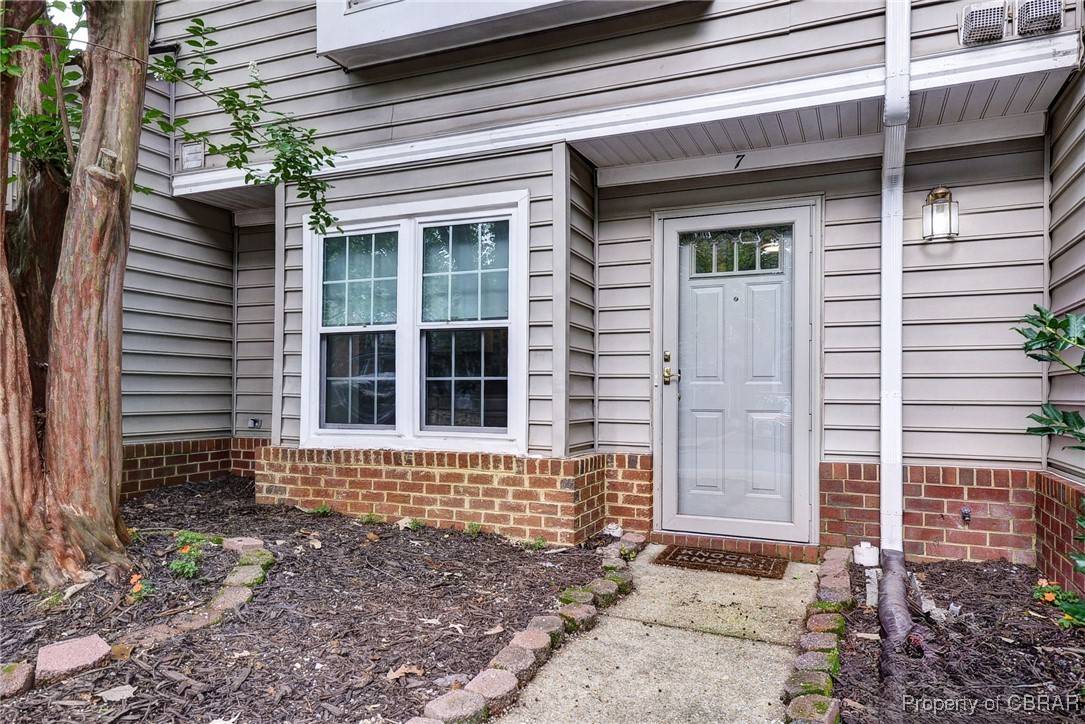 Hampton, VA 23666,7 Hawthorn PL