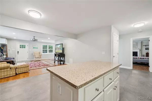 Midlothian, VA 23113,111 King William Woods CT