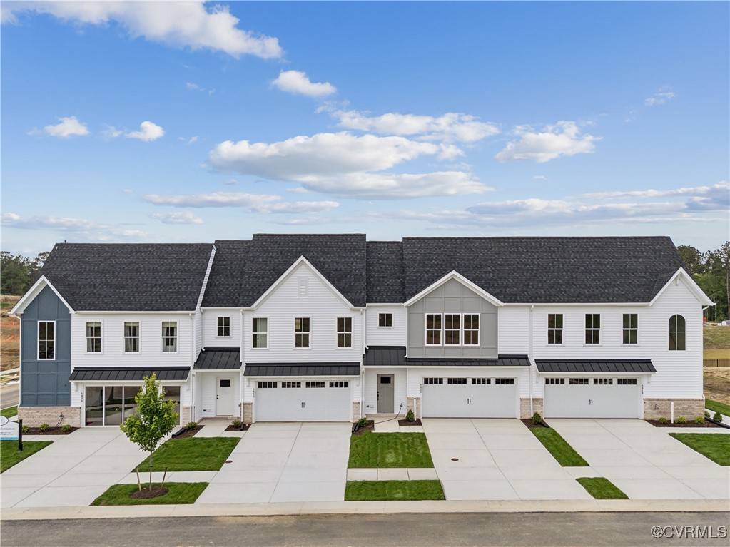 6824 Oasis Breeze LN, Midlothian, VA 23112