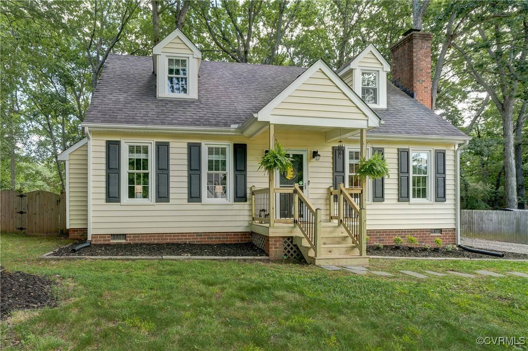 313 Wadsworth DR, North Chesterfield, VA 23236
