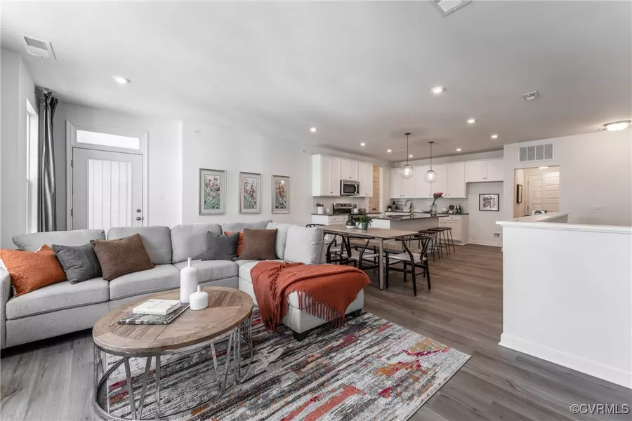 5304 Twisting Vine LN #203, Glen Allen, VA 23059