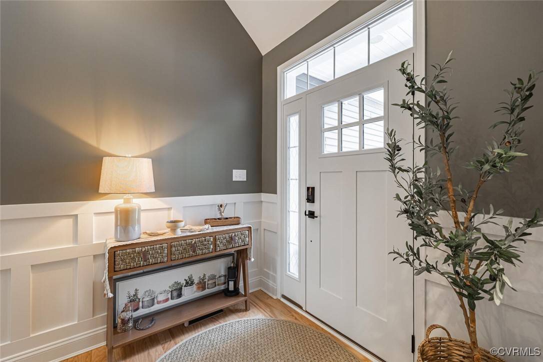 Midlothian, VA 23112,15813 Maclear DR