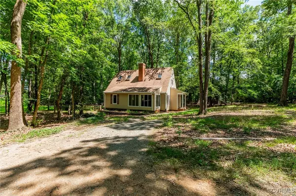 Powhatan, VA 23139,3301 John Tree Hill RD