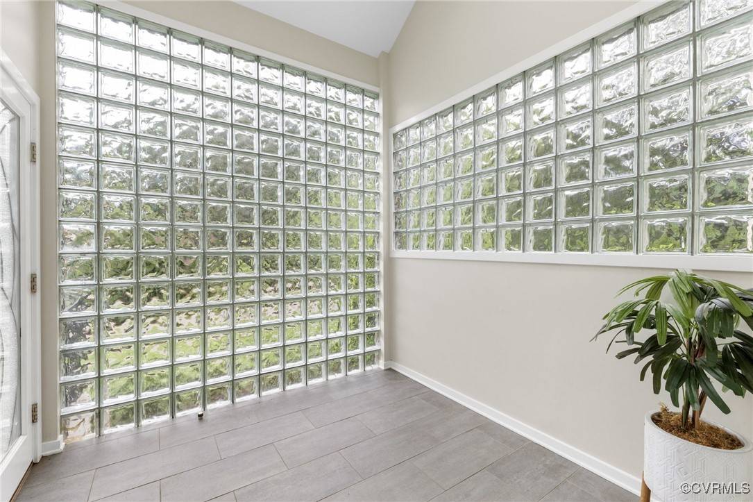 Henrico, VA 23229,3 Welwyn PL