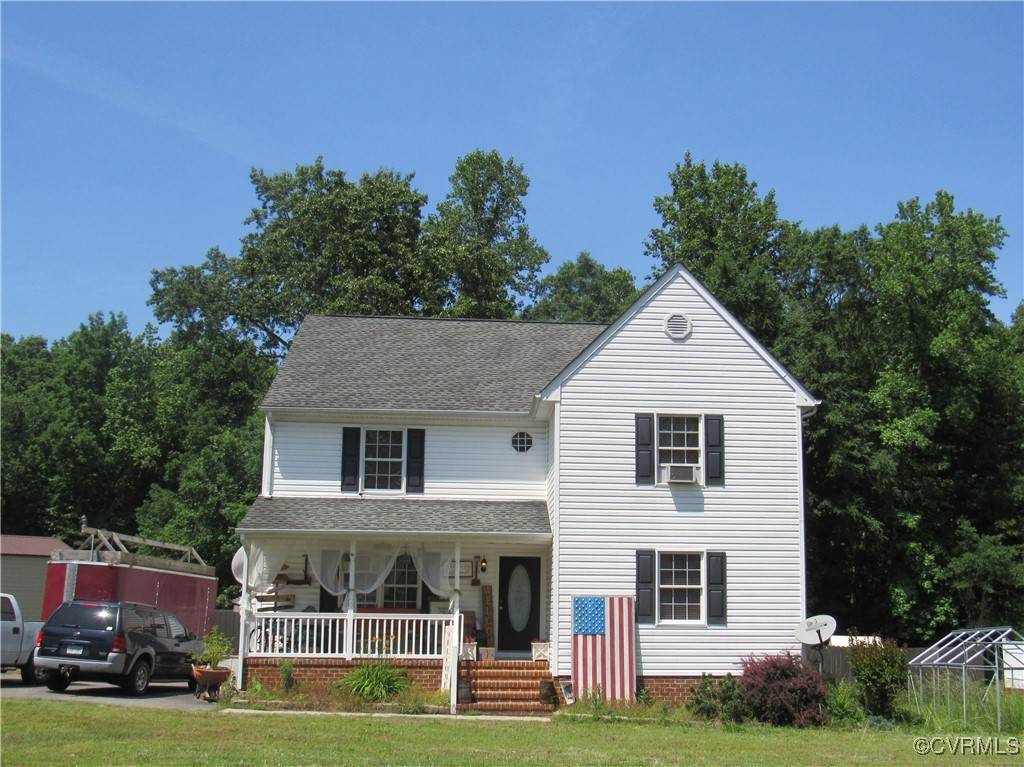 3701 Westbriar LN, Petersburg, VA 23803