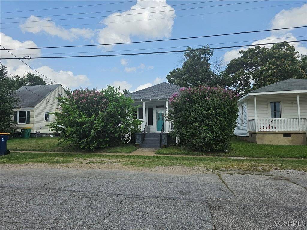 209 S 14th AVE, Hopewell, VA 23860