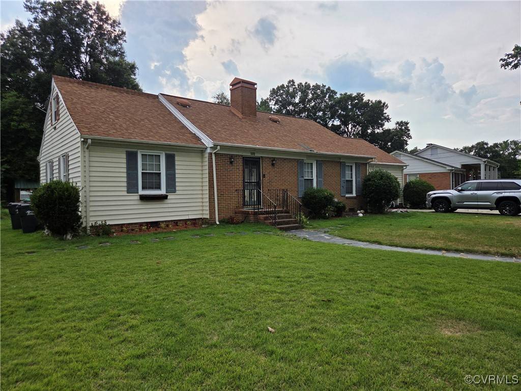 Colonial Heights, VA 23834,916 Forestview DR