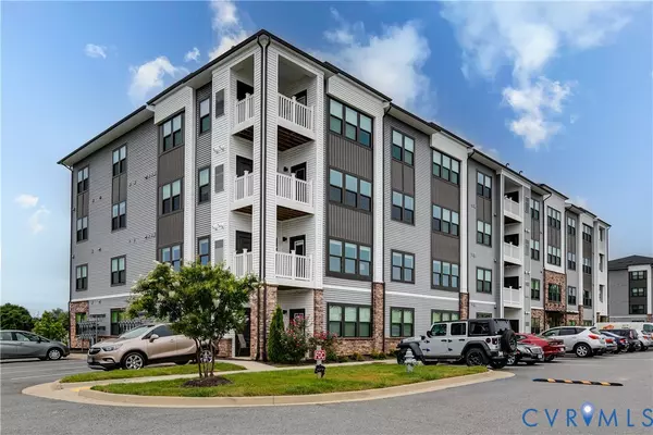 3800 Maze Runner DR #202, Midlothian, VA 23112