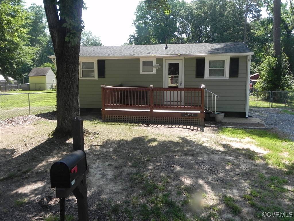6325 Maple RD, Quinton, VA 23141