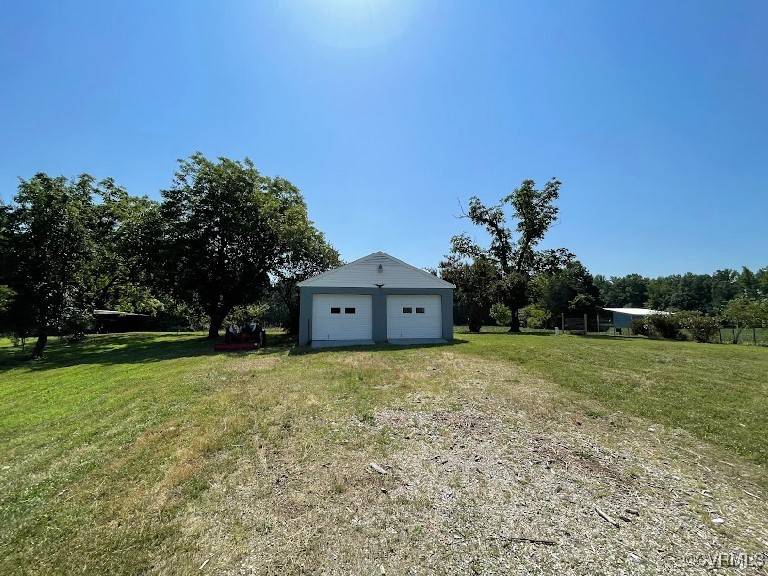 Henrico, VA 23231,8243 yahley mill RD