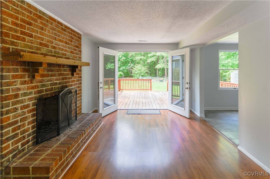 Glen Allen, VA 23060,10002 Laurel Lakes DR
