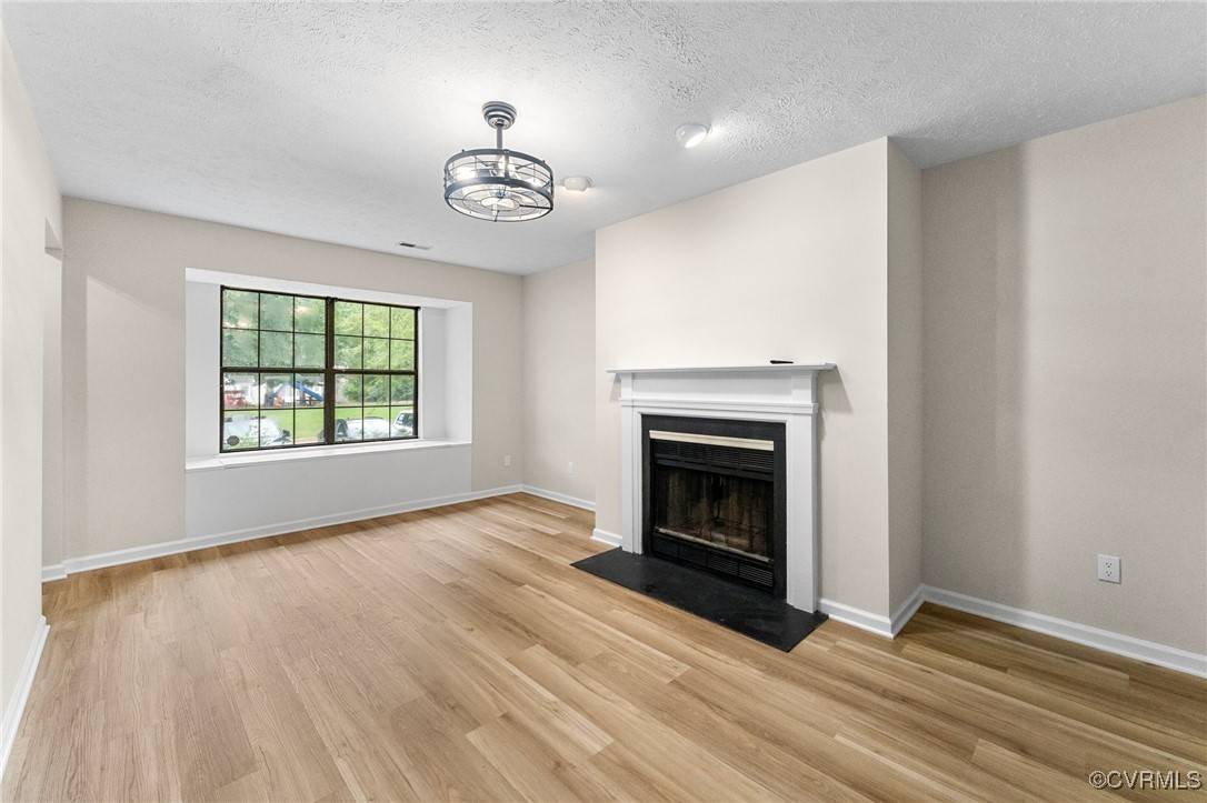 Williamsburg, VA 23185,1712 Skiffes Creek CIR