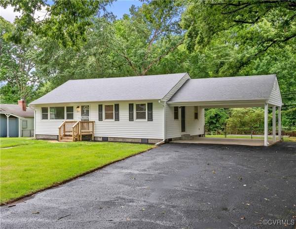4811 Subrenda DR,  Sandston,  VA 23150