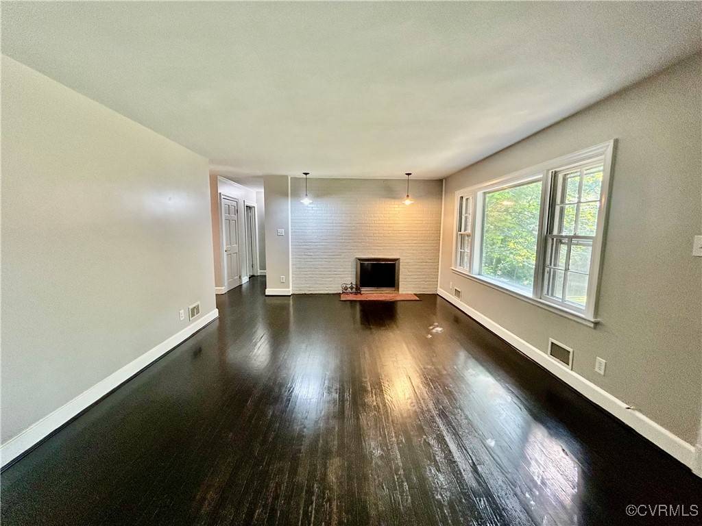 North Chesterfield, VA 23235,959 Cowan RD