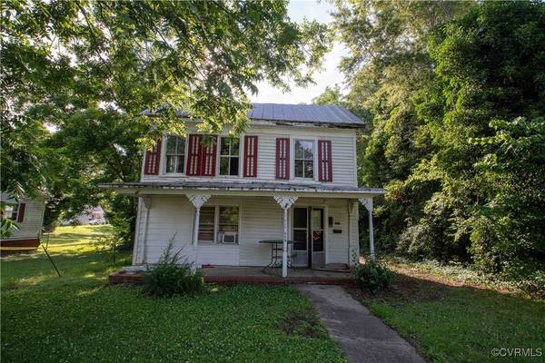 513 N Mecklenburg AVE, South Hill, VA 23970