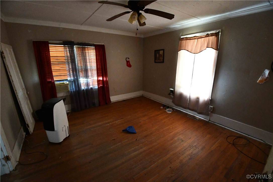 South Hill, VA 23970,513 N Mecklenburg AVE