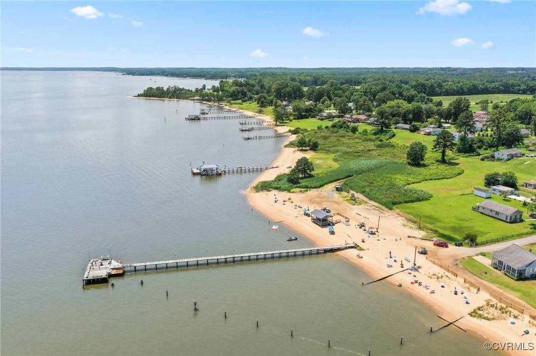 Dunnsville, VA 22454,494 Marine DR
