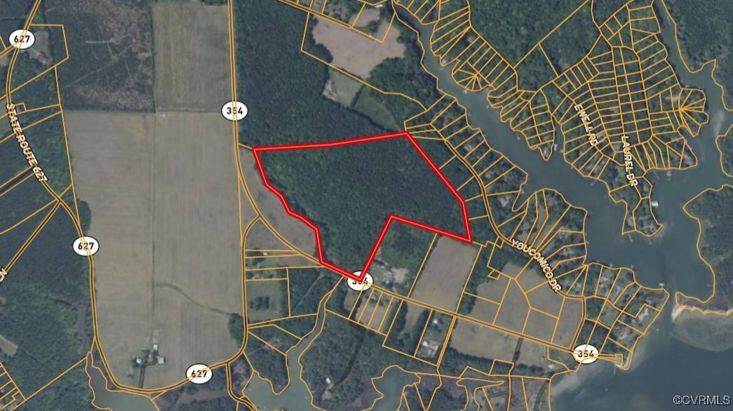 028A River RD, Mollusk, VA 22503