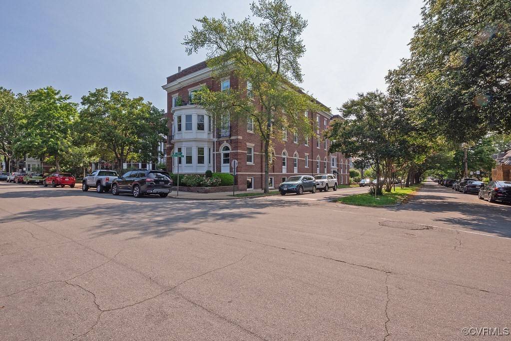 Richmond, VA 23220,2420 Maplewood AVE #U3