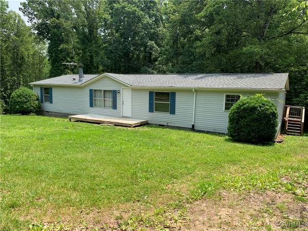 372 Dogwood Acres RD, Louisa, VA 23024