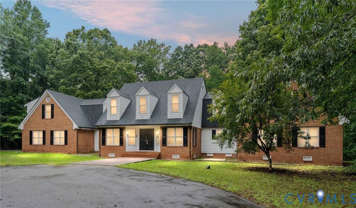 4670 E Williamsburg RD, Sandston, VA 23150
