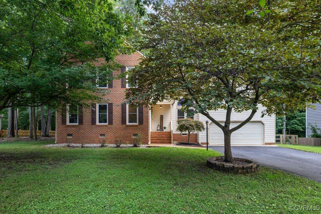 6303 Walnut Bend DR, Midlothian, VA 23112