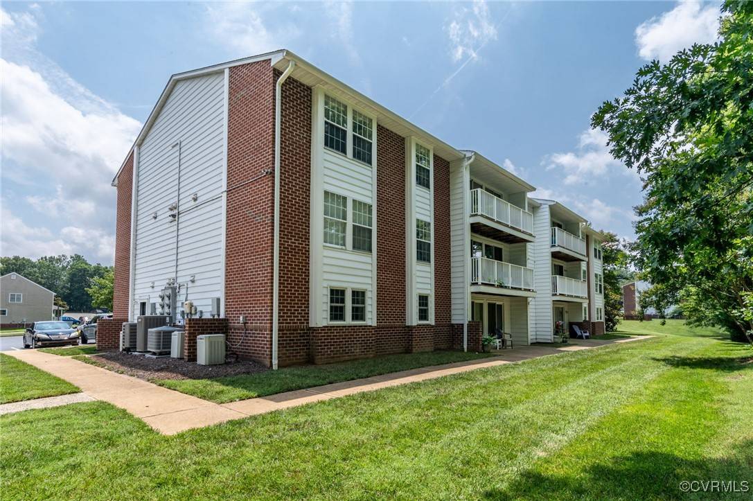 Henrico, VA 23228,7604 Portadown CT #2712