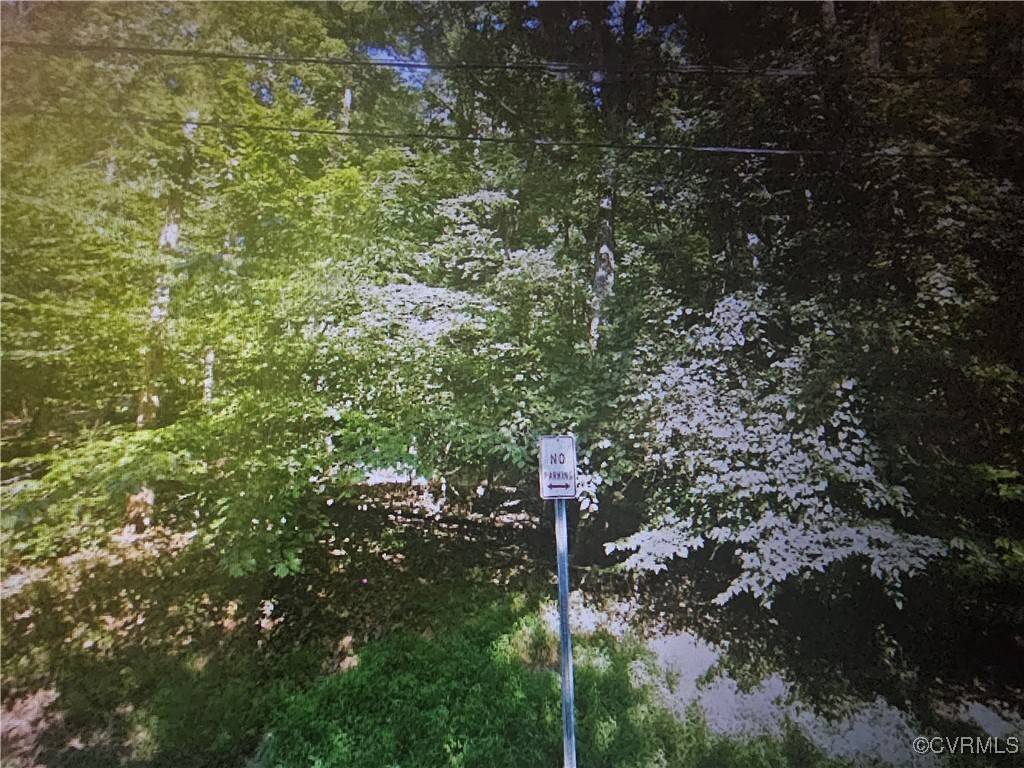 1001 Country Club DR, Martinsville, VA 24112