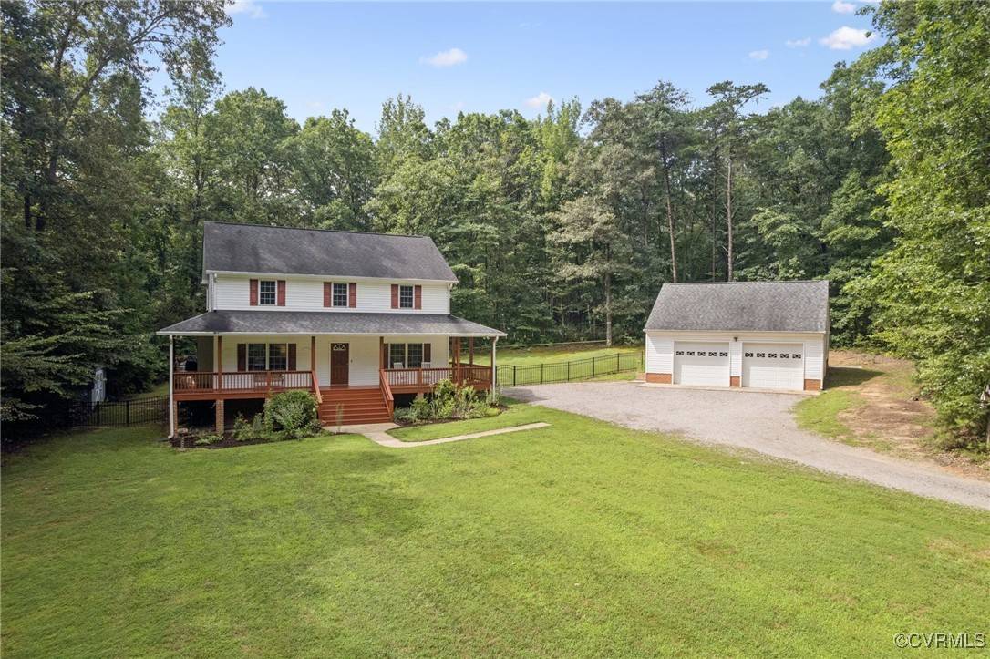 102 Oak Knoll PL, Bumpass, VA 23024