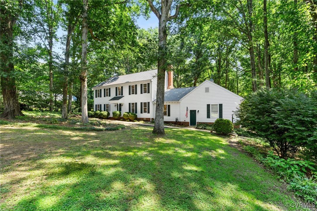 221 Farnham DR, North Chesterfield, VA 23236