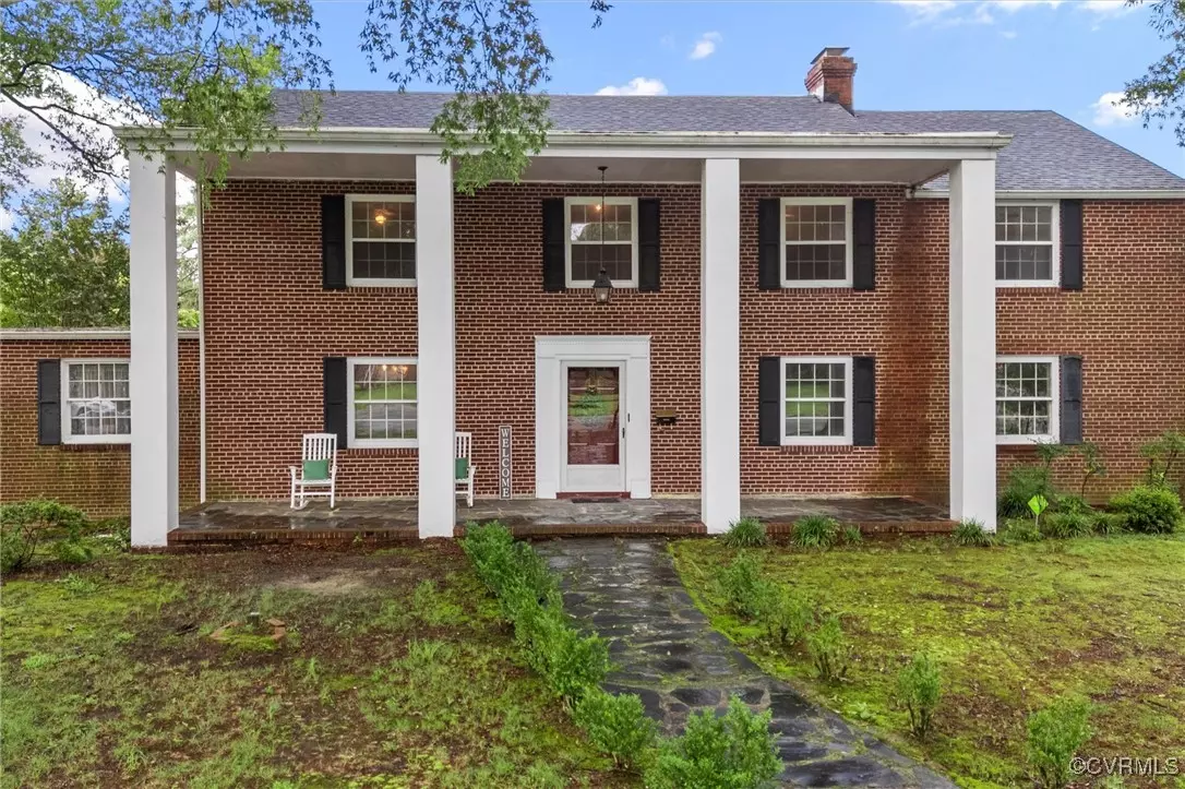 Crewe, VA 23930,100 Gatewood AVE