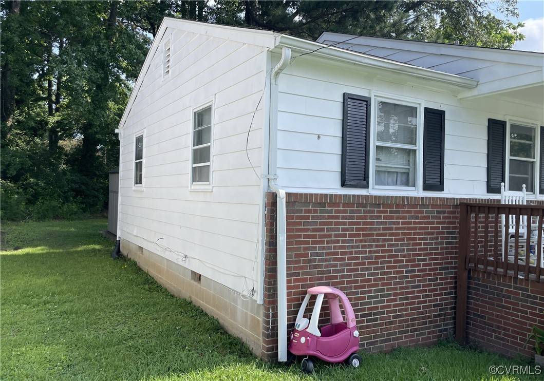 Crewe, VA 23930,117 Indian Oak AVE