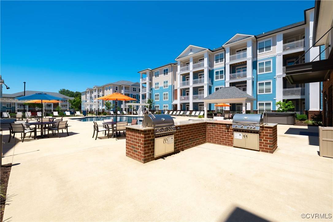 Ashland, VA 23005,10526 Stony Bluff DR #402