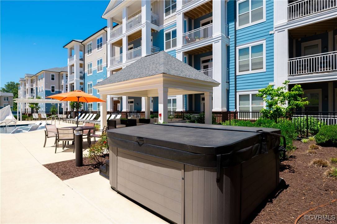 Ashland, VA 23005,10526 Stony Bluff DR #402