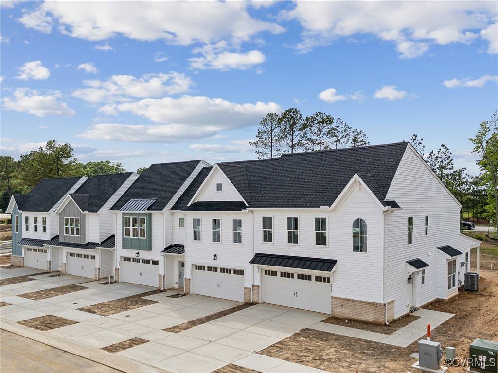 6818 Oasis Breeze LN, Chesterfield, VA 23832