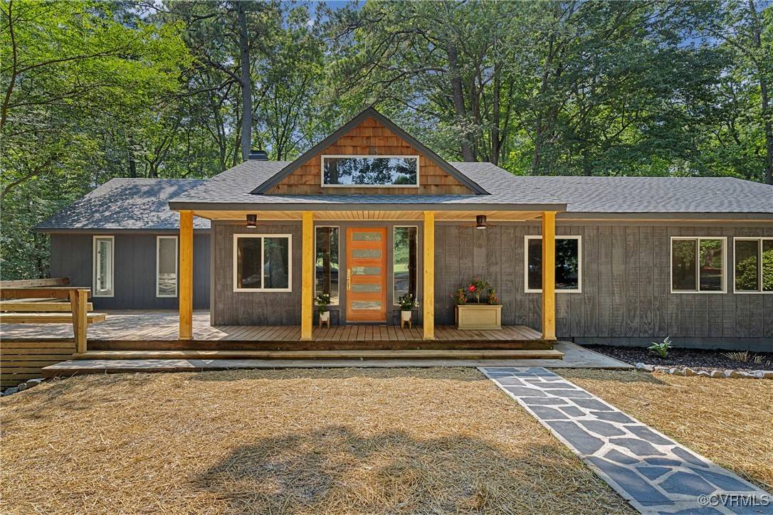 113 Rappa Run RD, Topping, VA 23169