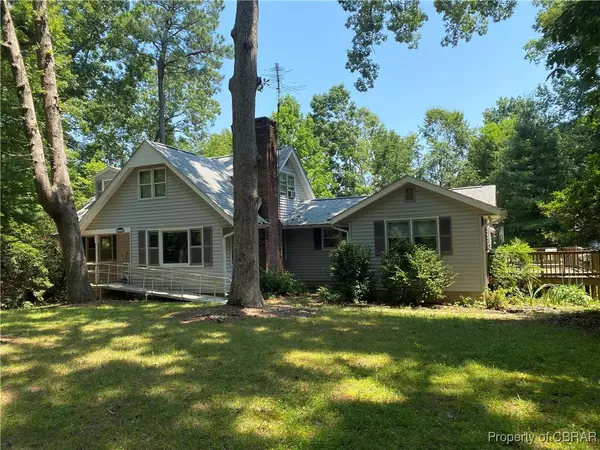 94 Lake DR, Lancaster, VA 22503