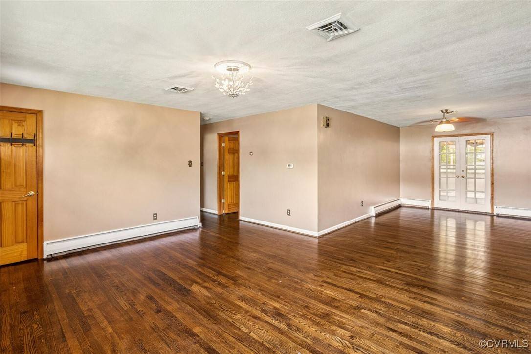 Henrico, VA 23294,2407 Birchwood RD